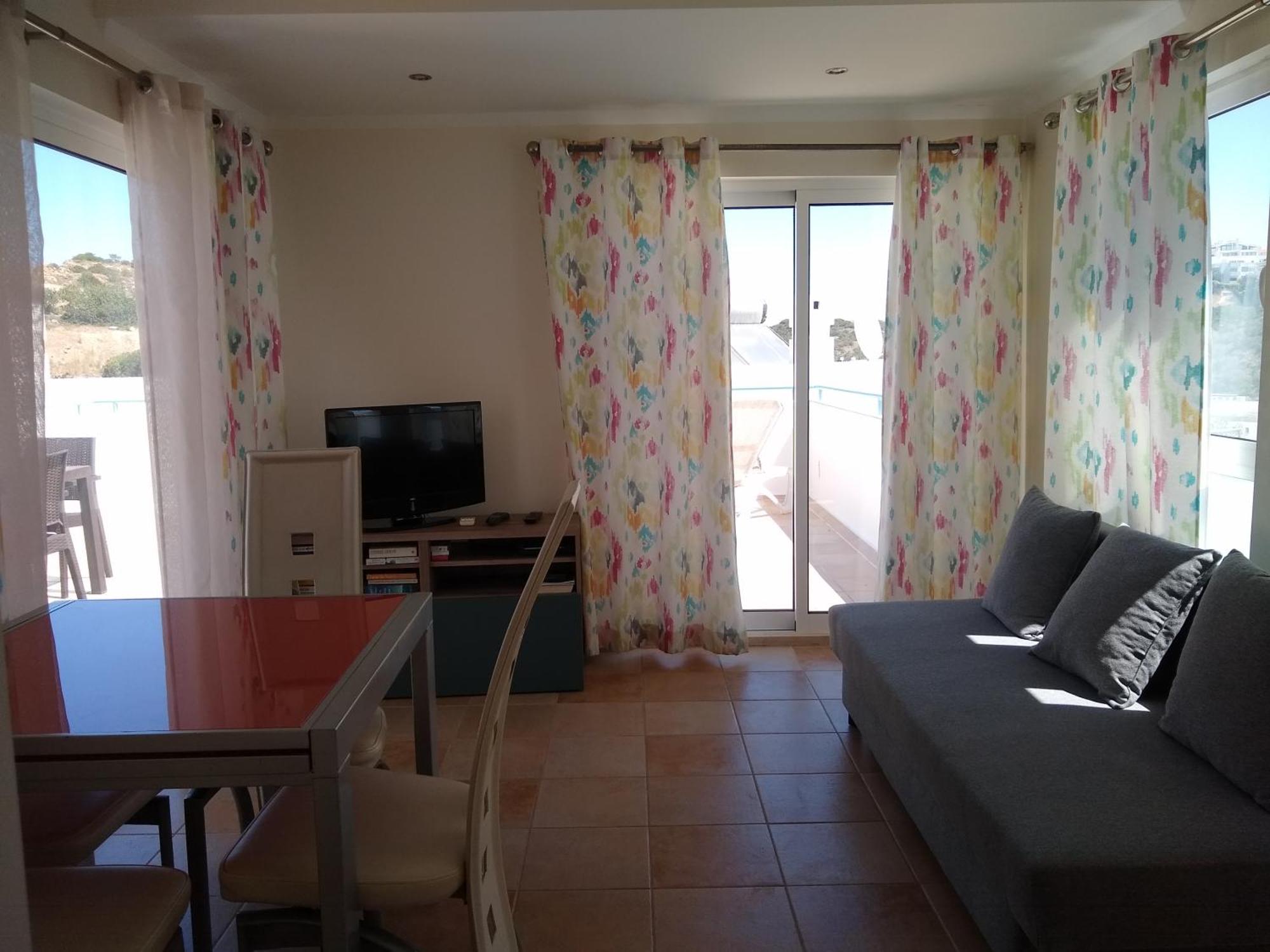 Bay View Apartment